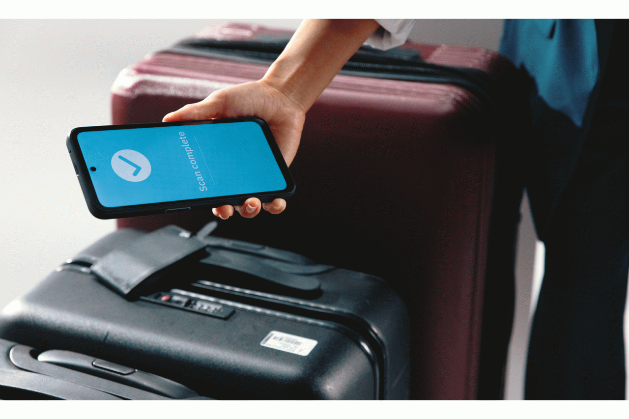 EM45 Enterprise Mobile with RFID. 5G Sub6 + Private 4G/5G, Wi-Fi 6e, 8GB/128GB, 6.7-inch Full HD+ display, RoW-800Mhz only.
